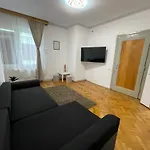 Vinczefi\'S Residence